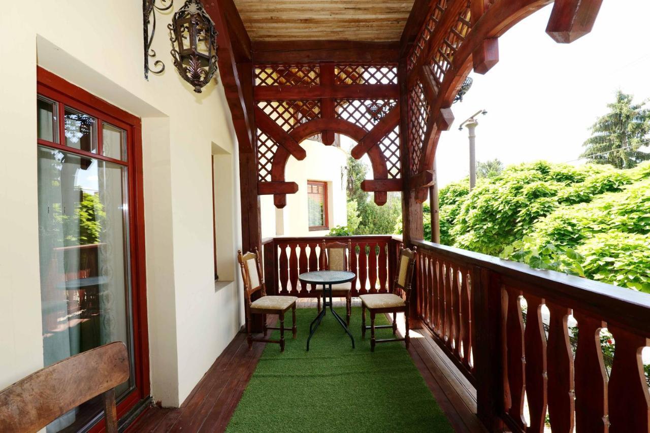 Hotel Nyilas Fogado Nyíregyháza Exterior foto